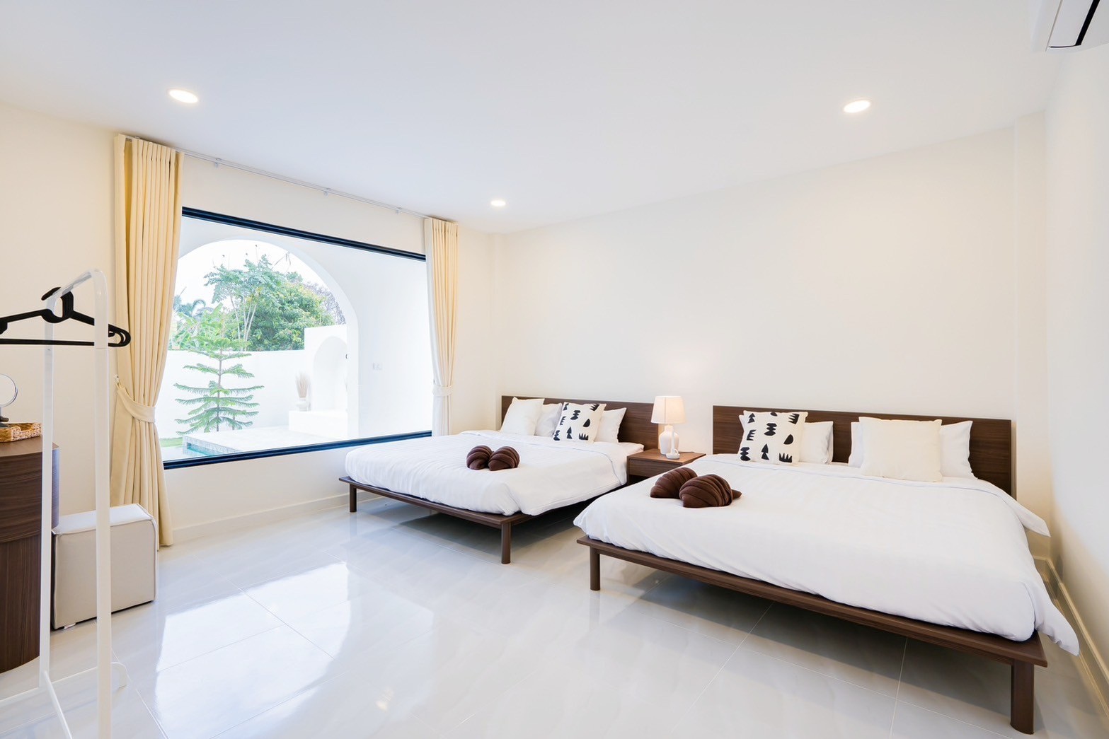 Walnut House